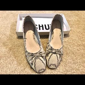 NWT Schutz Arissa Ballet Flat Snake Natural 7